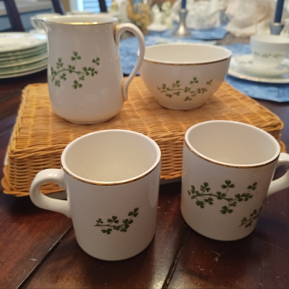 Arklow Irish Souvenirware Tea Set